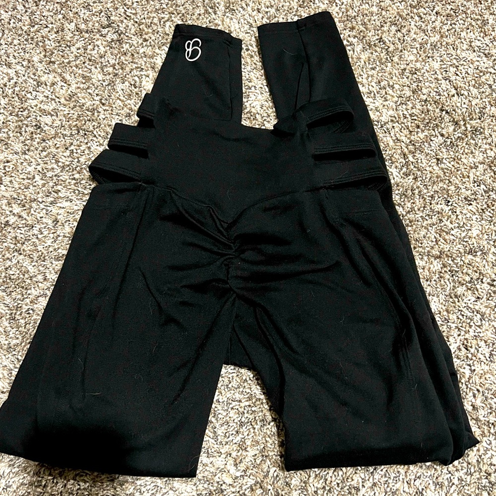 Dangerous side cutout Bombshell leggings